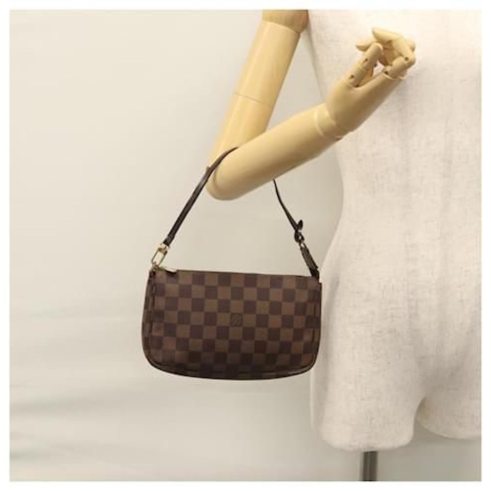 Authentic LOUIS VUITTON Damier Ebene Pochette Accessoires Pochette Brown - Picture 3 of 13